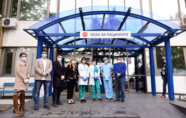 Гелови штите златне руке: Уручена донација Институту “Дедиње”